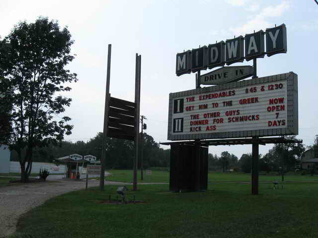 Midway Drive In Theater - 2010 Photo (newer photo)
